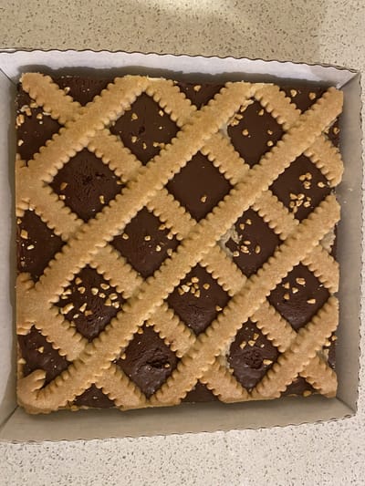 Crostata porzionata con taglio a ultrasuoni