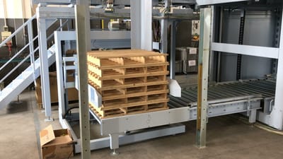 Magazzino automatico di pallet vuoti